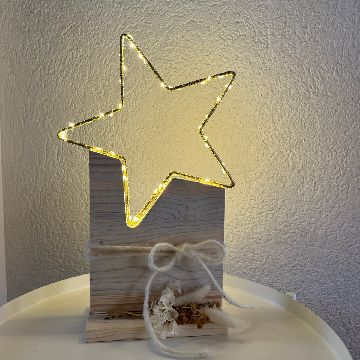 Weihnachtsstern mit LED-Mini-Leuchten, Grösse S, Höhe ca 35cm – JONALI